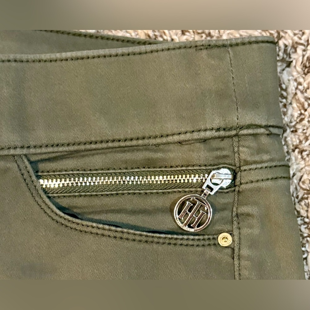 Ladies Tommy Hilfiger - Olive Green Pants - Size 14 - Picture 3 of 5